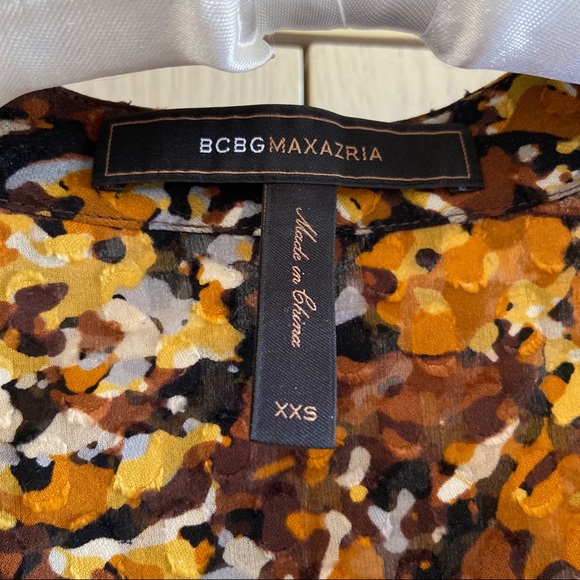 BCBGMAXAZRIA 100% Silk Fall Floral-ish Capelet Blouse | Size XXS - Picture 8 of 10